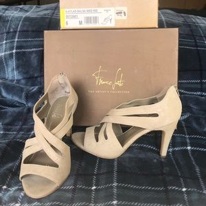 Franco Sarto Atlas Strappy 3 3/4” Heel in pale gray suede